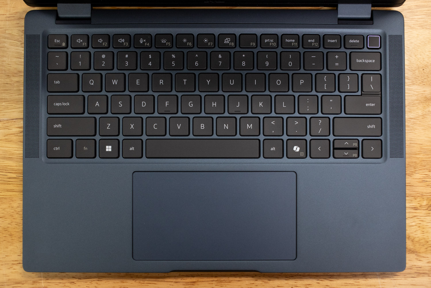 Dell Latitude 7450 Ultralight Keyboard